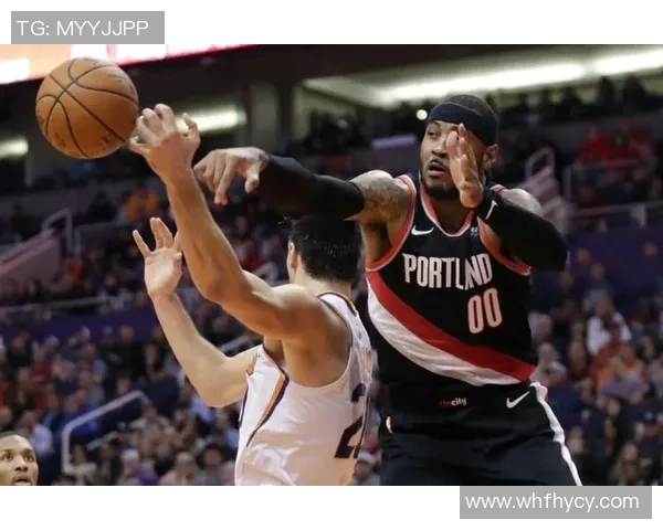 利拉德回应外界批评专注比赛不受外界干扰坚定态度